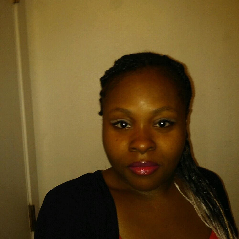 Meet your Posher, Theresea